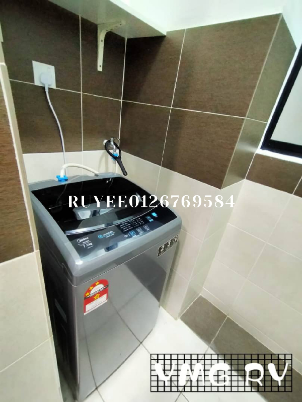 Fully Furnished Renovated*Sui sui unit*Maple reisdence 863sqftBedroom 2+1 Bathroom 2 Asking rental R - photo 10