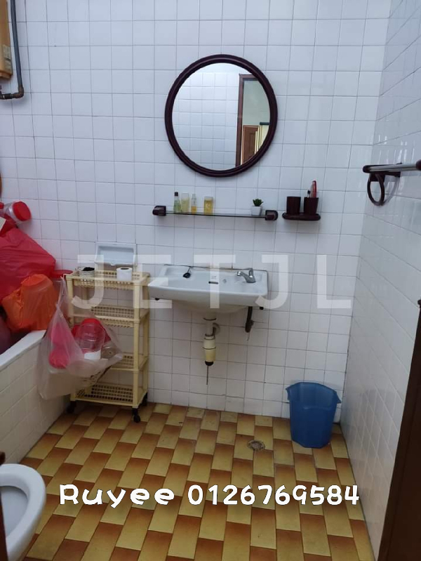Price Dropped -22k Exclusive Unit Below Value !!!Taman Southern Park Klang2 Storey House24x704 Bedro - photo 6