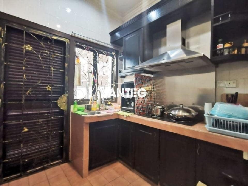 Bukit Tinggi , Klang -Double Storey Semi D-40x90-6 bed 6 bath-Fully Exte - photo 2