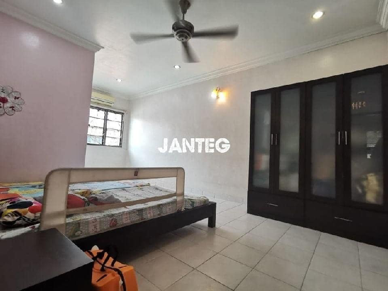 Bukit Tinggi , Klang -Double Storey Semi D-40x90-6 bed 6 bath-Fully Exte - photo 5