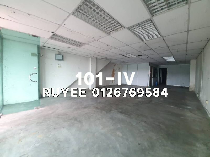 WTLFacing Field Ground Floor Shoplot Bukit Tinggi,Klang$$ Asking Rental: Rm2400 nego$$-------------- - photo 4