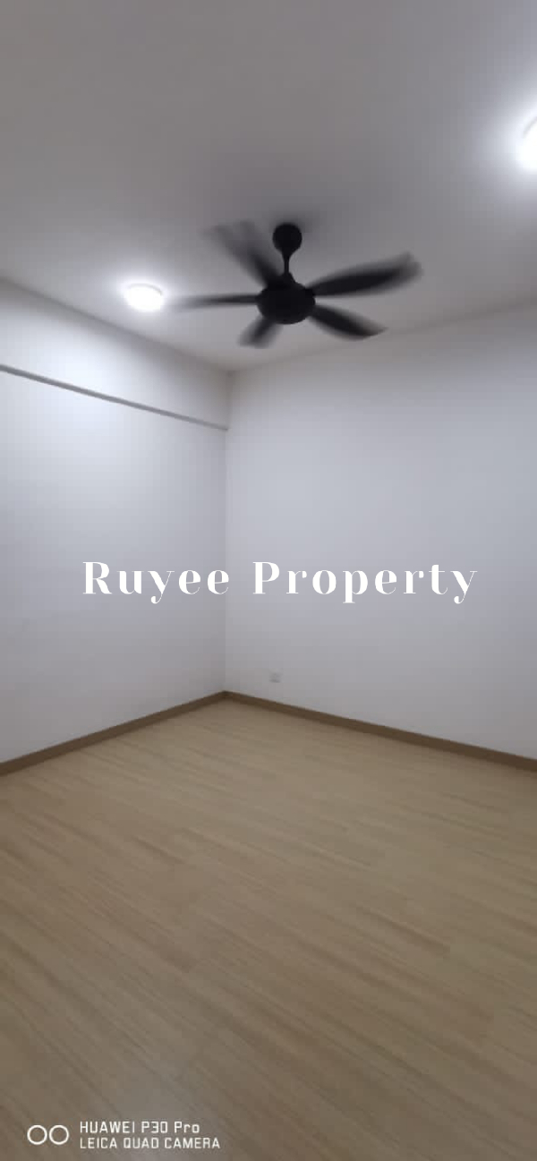cheapest price 1.3k Gravit 8 Kota bayuemas Klang 890sqft partially furnished kitchen cabinet aircond - photo 4