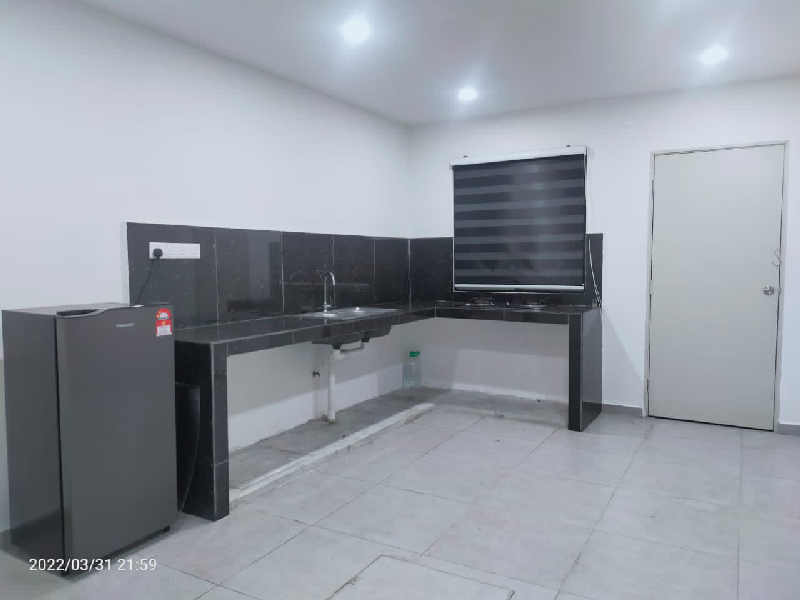 1.8k Double Storey Klang Town20x805R3BFurnished withSofa set, Dining set,bedroom set, water  - photo 8