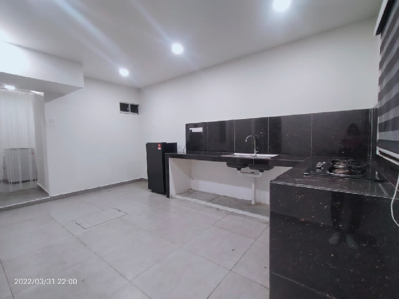 1.8k Double Storey Klang Town20x805R3BFurnished withSofa set, Dining set,bedroom set, water  - photo 10