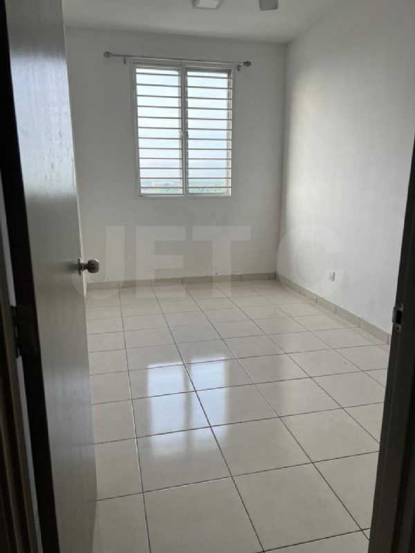 Trifolis Apartment 900sqft - photo 5