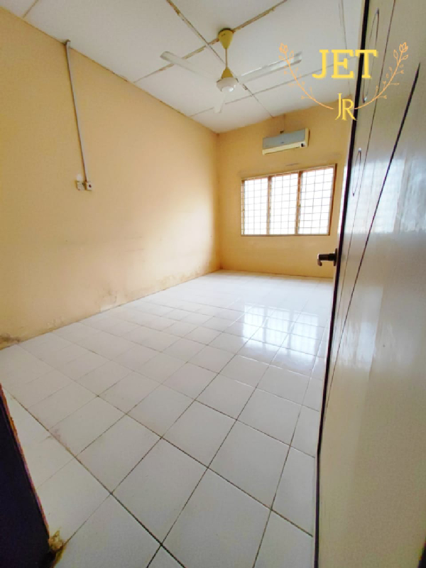 1.5k Bayu Perdana*Double Storey House*20 x 75 - photo 2
