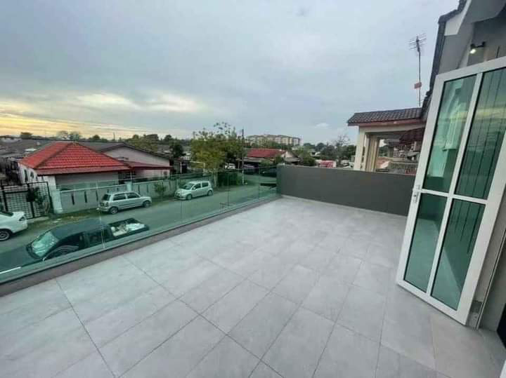 Taman Sentosa Yusof shahbudin Fully Renovated Fully Extended 2 storey  facing no house More parking  - photo 6