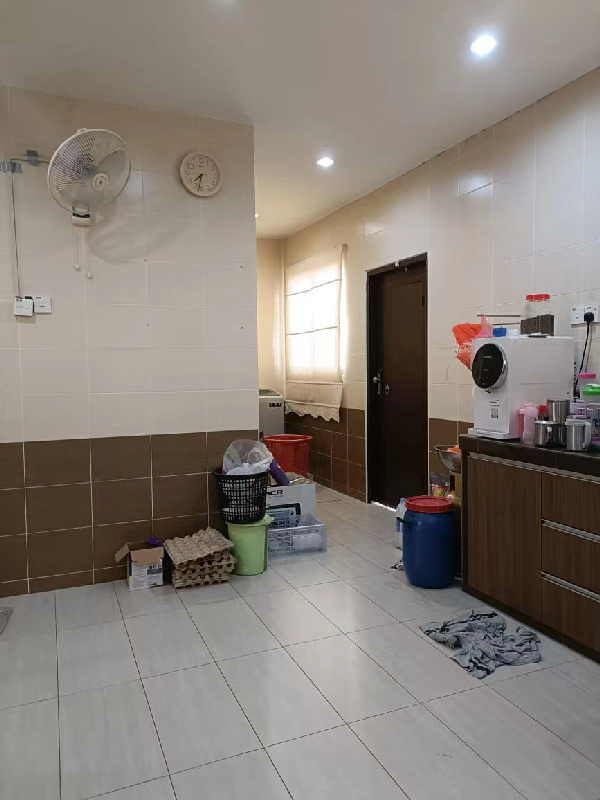 Fully renovated limited unit bukit tinggi 2 butterfly park 26x71 Superlink - photo 6