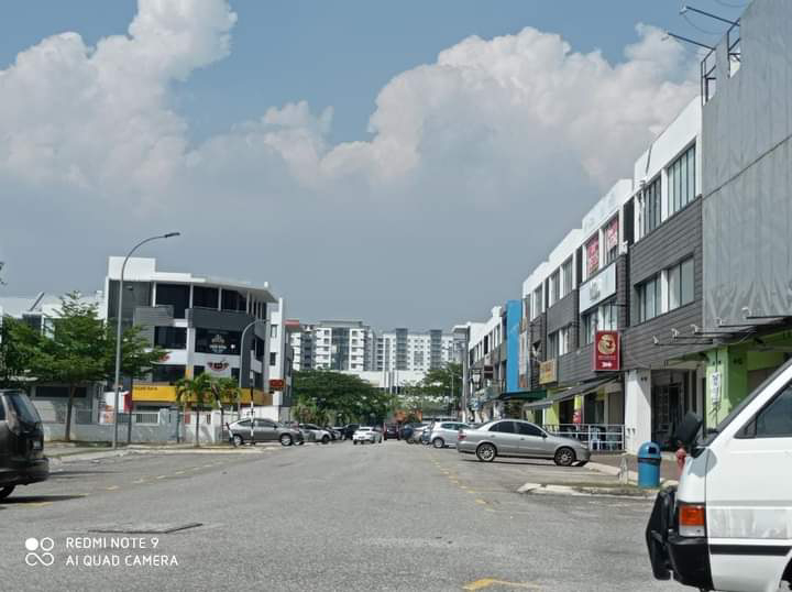 Logistics Location!!!Good Investment!!!Setia Taipan 2,Setia Alam22x75 3 Storey Shoplot - photo 2
