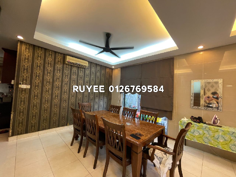 Aman Perdana Below Market !!2 storey Bungalow40x805 bedrooms 3bathroomsFreeholdRenovatedKitchen cabi - photo 2