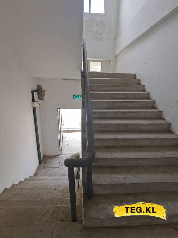 4m Meru Kapar Klang 2 Storey Warehouse FactoryBuild Up :61.5 x 139 (Ground Floor)61.5 x 42 (First Fl - photo 8