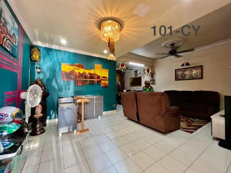 Lorong Mohd Tahir Klang Double Storey Renovated House 20x65 - photo 3