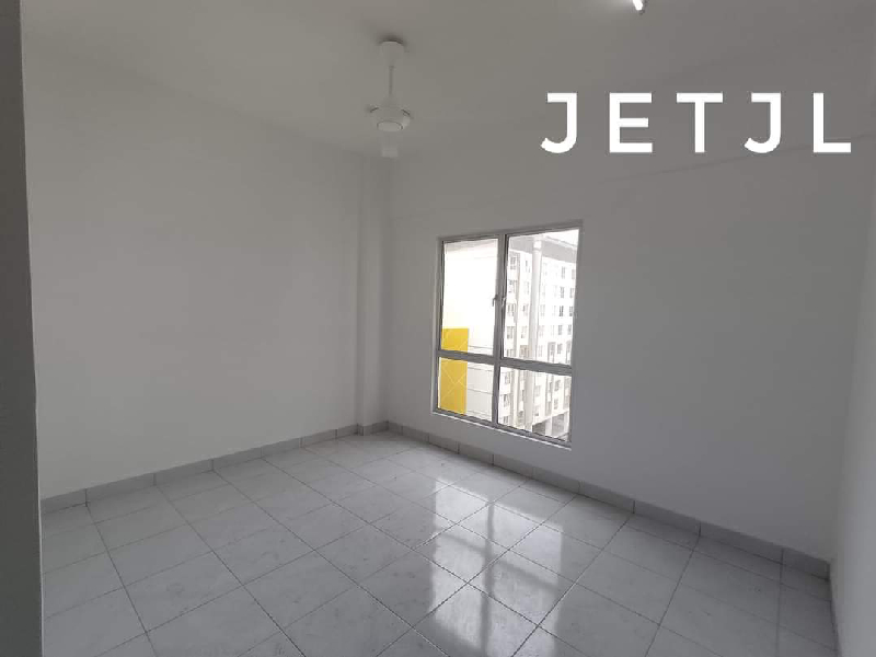 Trifolia Apartment Taman Saga Klang Size 900 sqft - photo 4