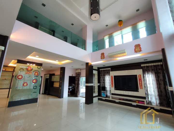 Ambang botanic two n  halfsty corner reno extended - photo 4