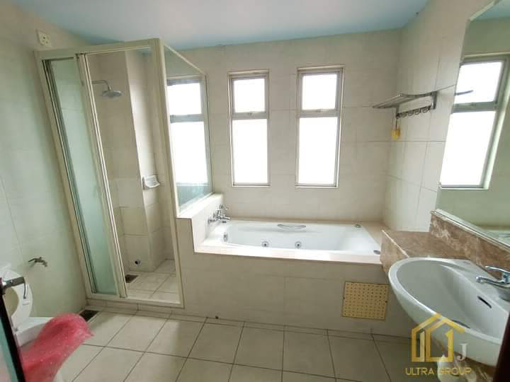 Big corner Ambang botanic two storey Renovated Fully extended  - photo 11