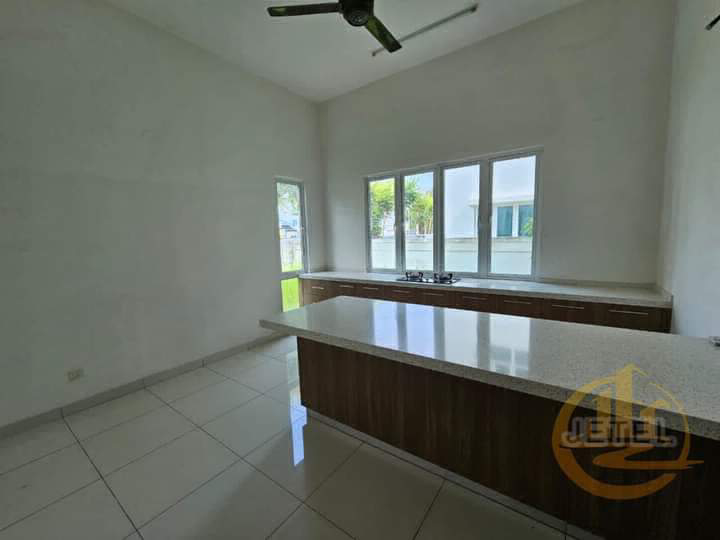 Semi d corner ambang botanic Facing South 60x90 - photo 3