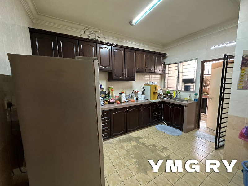 Bandar botanic angsanaKlang Double storey Endlot 20x75 + 25 ft land 4 bedroom3 bathroom RenovatedKit - photo 3