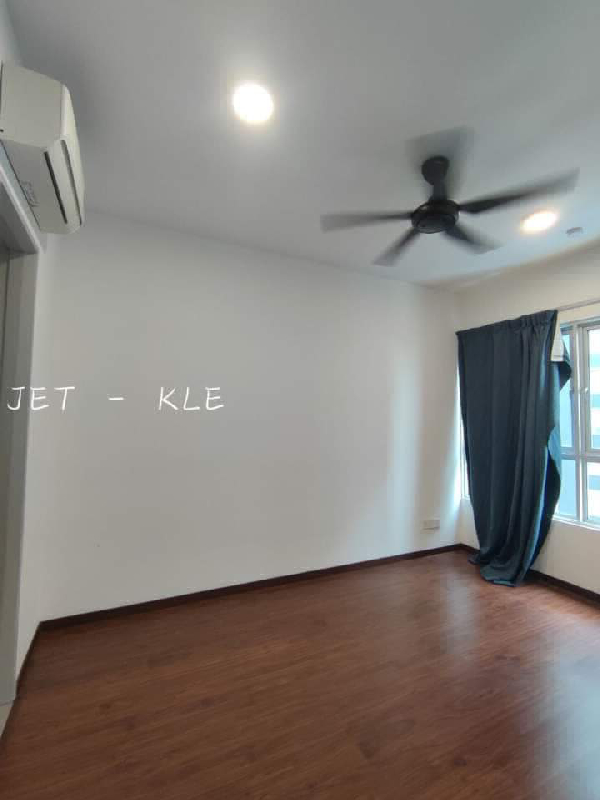 Gaya Resort partially furnished Aircond water heater fridge washing machine  - photo 2