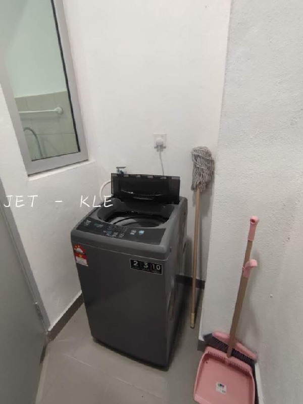Gaya Resort partially furnished Aircond water heater fridge washing machine  - photo 6