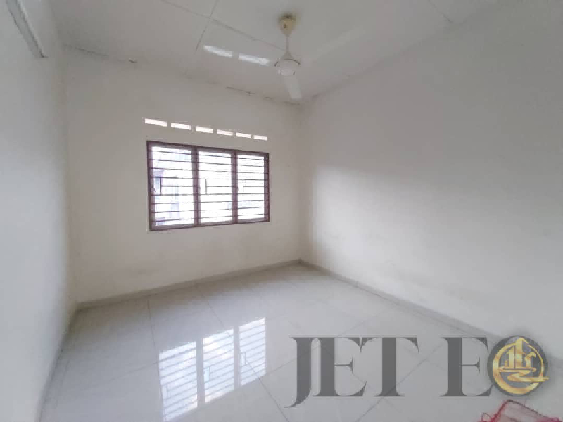 WTS exclusive (key on hand) - Drop Price update Telok Panglima Garang 2sty Double storey intermediat - photo 6