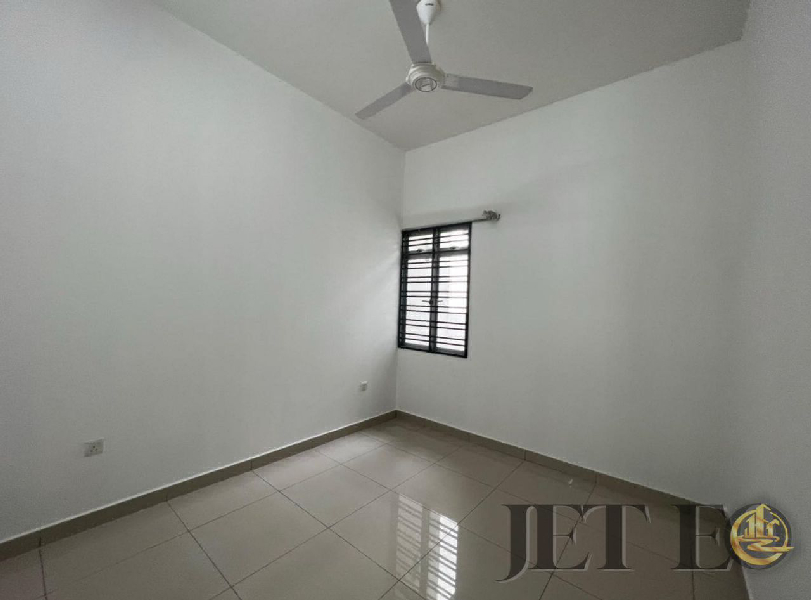 WTS *Facing No House*Rimbayu Perennia Double storey Double storey intermediateFacing Direction North - photo 5