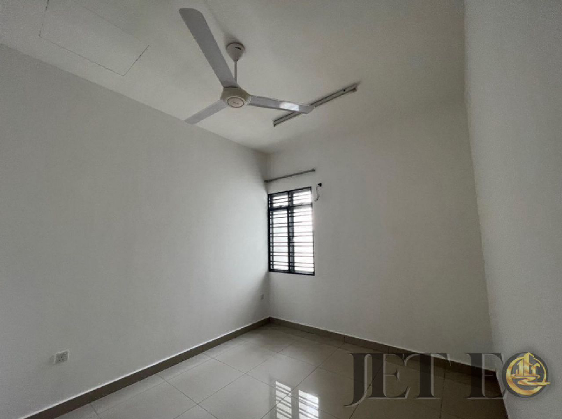 WTS *Facing No House*Rimbayu Perennia Double storey Double storey intermediateFacing Direction North - photo 7