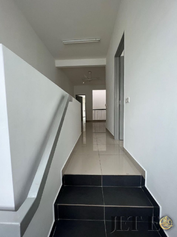 WTS *Facing No House*Rimbayu Perennia Double storey Double storey intermediateFacing Direction North - photo 8