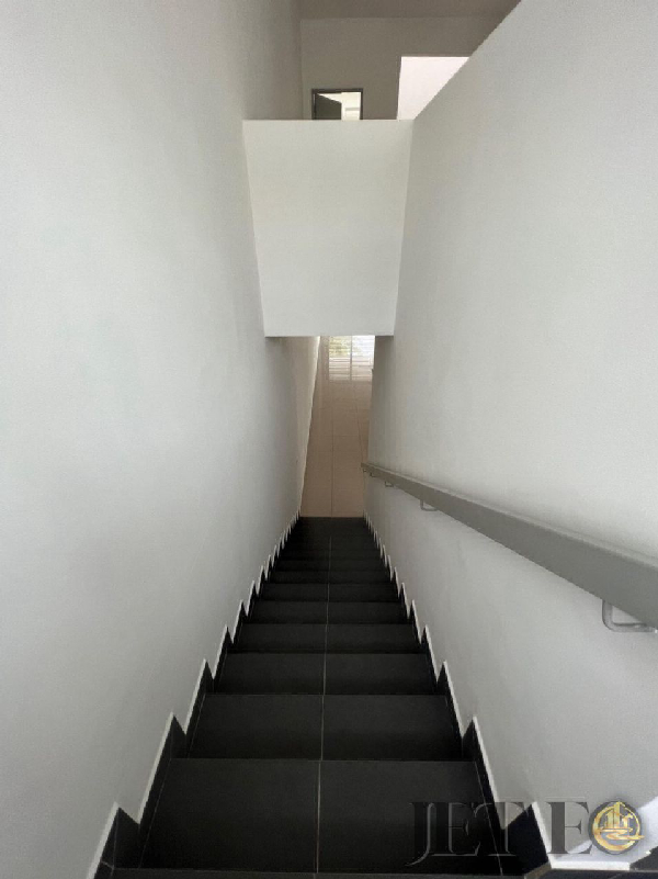 WTS *Facing No House*Rimbayu Perennia Double storey Double storey intermediateFacing Direction North - photo 10