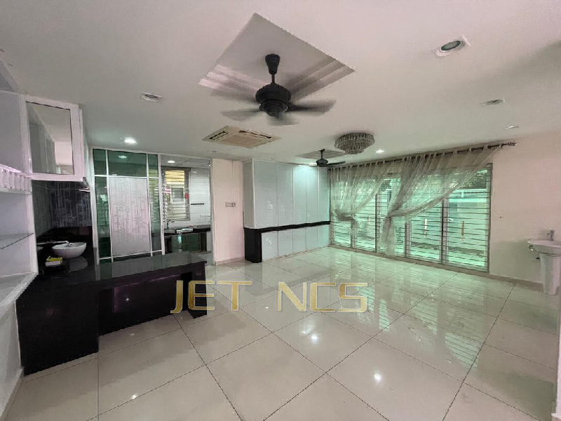 Super Big Corner 2 Storey Semi-D, Bandar Bukit Tinggi 2 - photo 2