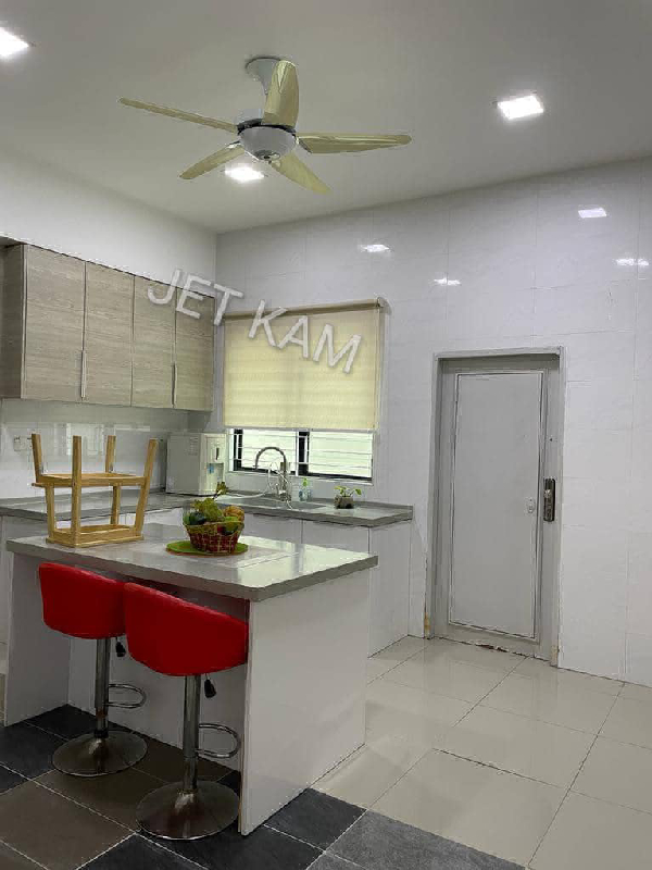 Delmara Bukit raja 2.5 sty endlot facing lake- 2.5 Storey Corner - photo 3