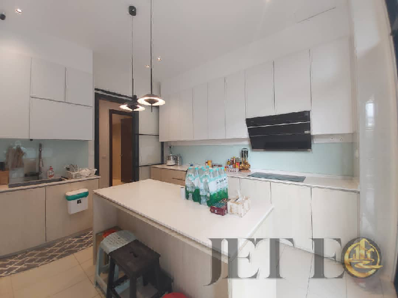 *Renovated Unit*  *Grandezza Eco Sanctuary Type Torre Semi D Rimbayu*  - photo 8