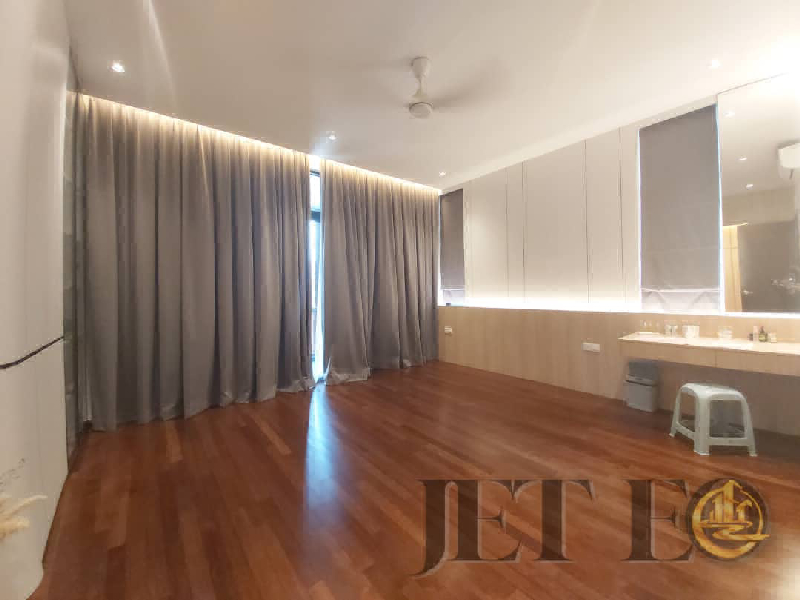 *Renovated Unit*  *Grandezza Eco Sanctuary Type Torre Semi D Rimbayu*  - photo 9