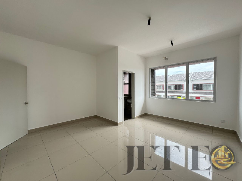 WTLStarling Rimbayu IJM brand new 2 Storey End Lot Link Homes30x60 sqft ( 10 ft side land ) Build up - photo 6