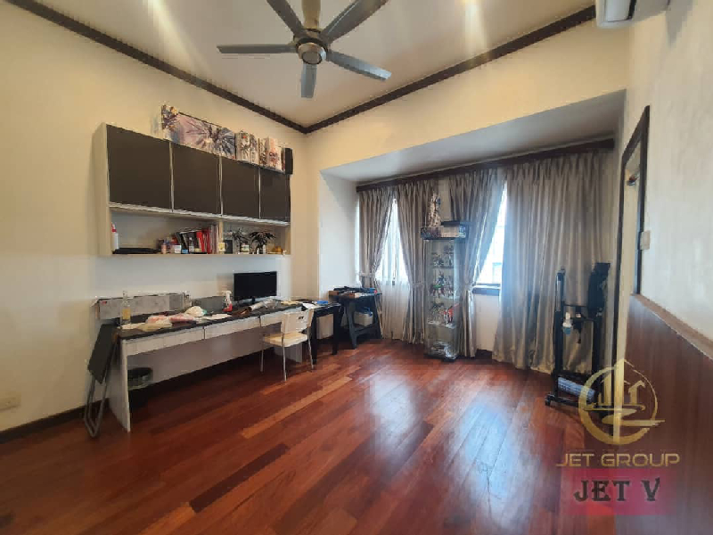 *WTS*Aman perdana klang Renovated spend 300k feesFacing open playground-Double Storey Bungalow-5 bed - photo 4