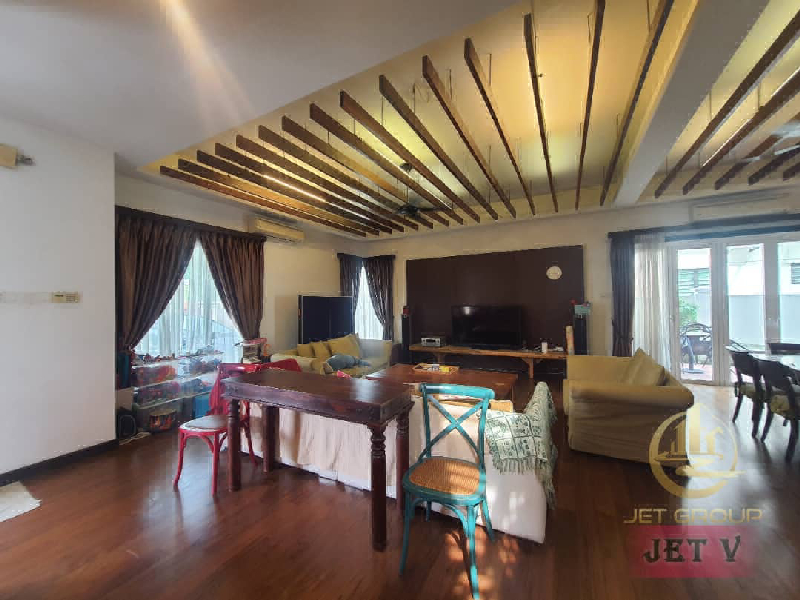 *WTS*Aman perdana klang Renovated spend 300k feesFacing open playground-Double Storey Bungalow-5 bed - photo 7