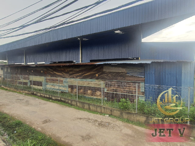 WTLBukit KemuningWarehouse factoryBuild up 9000sqftCeiling hight 25ftIncluded Office & Accommodation - photo 4