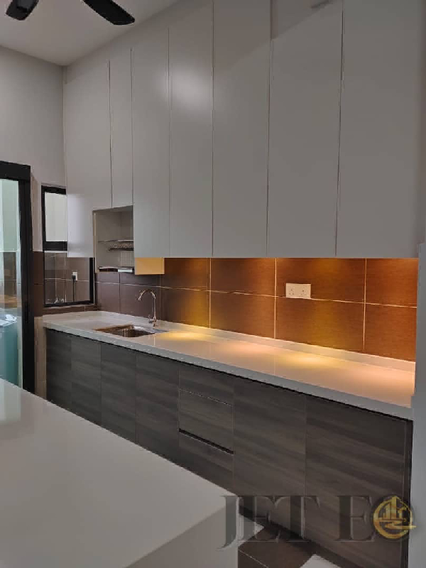 Maple KSL klang 1250 sqft Renovated Unit  - photo 2