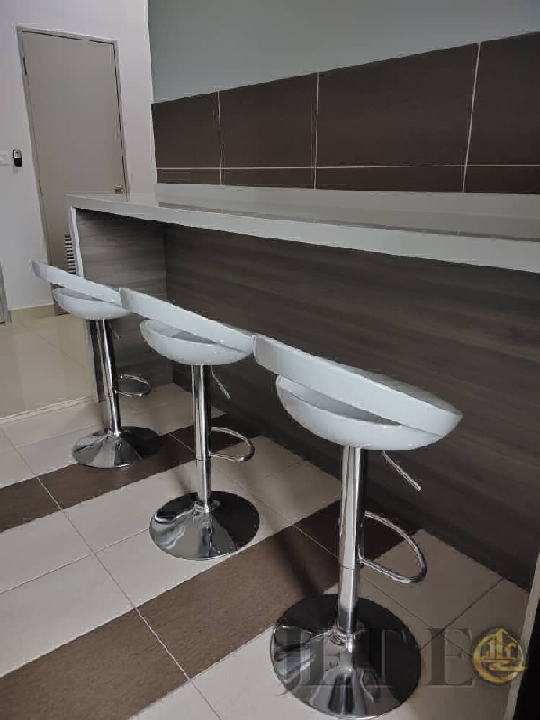 Maple KSL klang 1250 sqft Renovated Unit  - photo 5