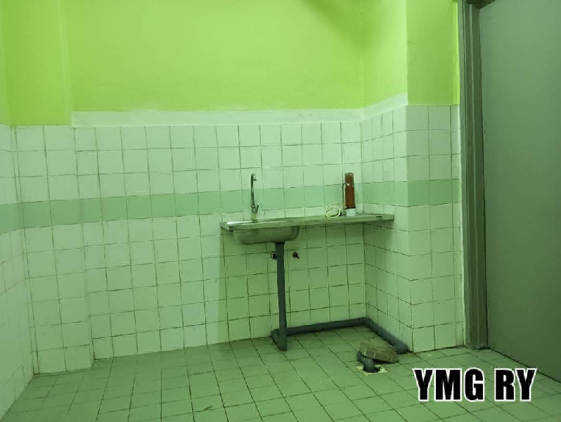Pelangi Court apartment nearby klang parade  cheapest price - photo 6