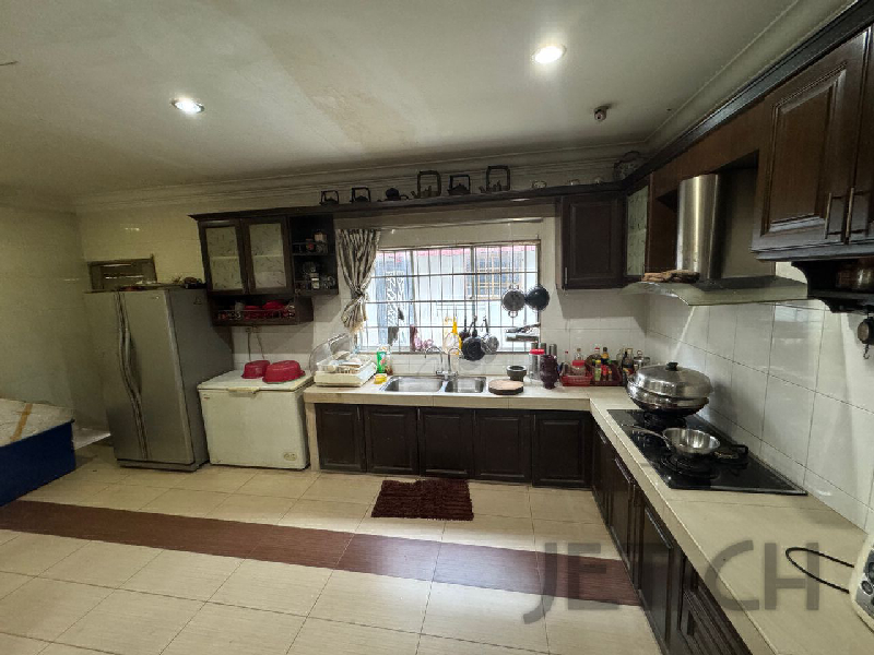 WTSBandar Puteri Kerongsang Double Storey Endlot Terrace House20x75(1500sqft)4 Rooms & 3 BathroomsFu - photo 2
