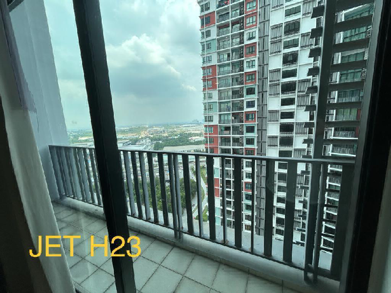 I Suite. I City Condo Sek 7. Shah Alam 837 Sqft (*Duplex*)-(With Balcony)1+1 Rooms 2 BathsFreehold.  - photo 9