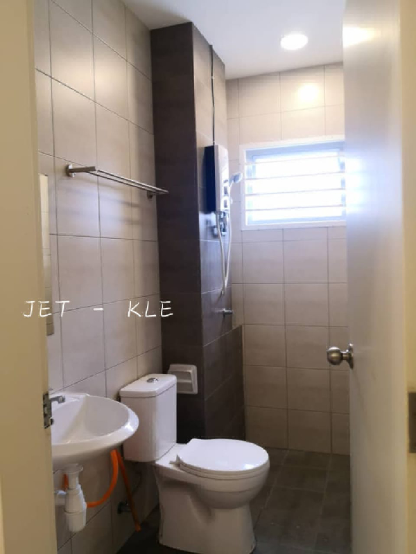 Livia, Bandar RimbayuDouble Storey Link Homes For Rent - photo 8