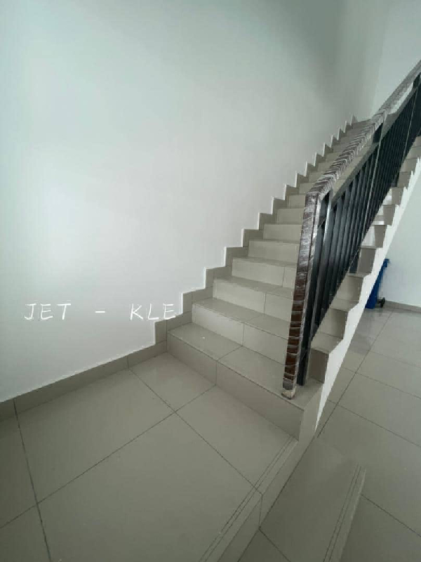 WTL (sample photos)Starling Rimbayu , Kota Kemuning2 Storey Intermediate 20x601621 sqft3bedroom3bath - photo 9