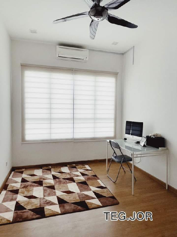 FOR SELLSetia Indah 12, Setia Alam2 Storey Endlot25x70ft (5ft Sideland)4 Bedrooms 4 BathroomsFully R - photo 3