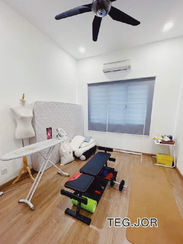 FOR SELLSetia Indah 12, Setia Alam2 Storey Endlot25x70ft (5ft Sideland)4 Bedrooms 4 BathroomsFully R - photo 9
