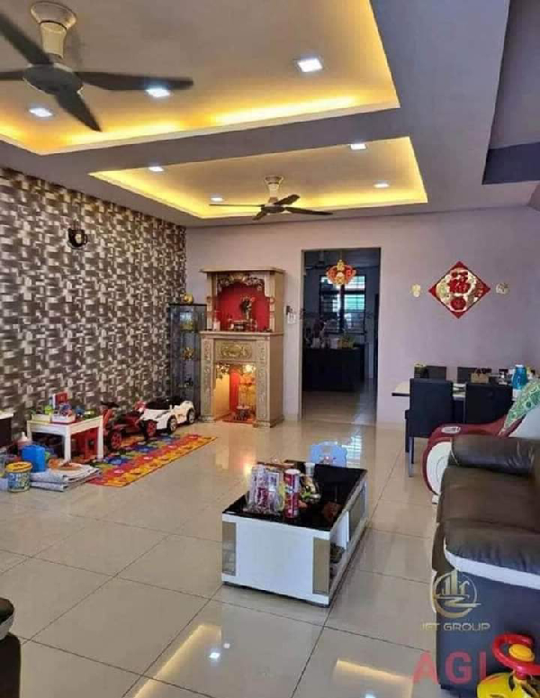 FOR SELLBandar Putera 2 KlangDouble Storey House 20 x 70 SqftLeasehold & Non Bumi Lot4 Room 3 Bathro - photo 2