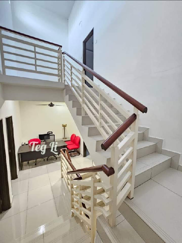 FOR SELLFULLY RENOVATED!! Bandar Puteri Klang- 2.5 Storey Terrace House - Freehold - 22 x 75- 5 room - photo 7