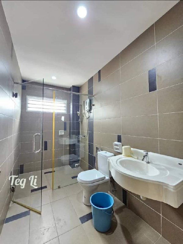FOR SELLFULLY RENOVATED!! Bandar Puteri Klang- 2.5 Storey Terrace House - Freehold - 22 x 75- 5 room - photo 8