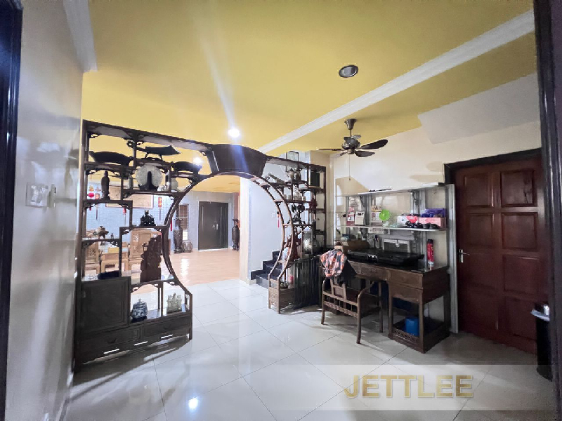 WTSAman Perdana Double Storey Semi D CornerSize 50x80Bedroom 4Bathroom 5Move in condition Fully Reno - photo 3