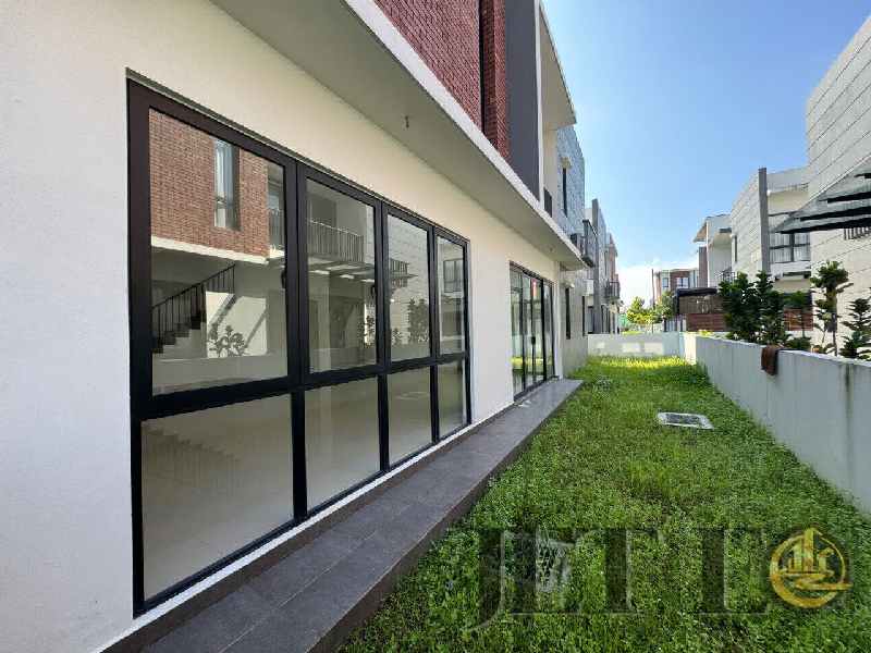  *Gamuda TwentyFiveSeven Lucent Residence Domus Semi D beside Quayside Shopping Mall*  - photo 2